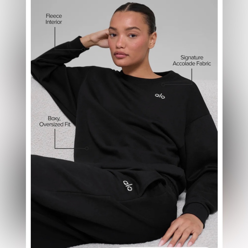 ALO Yoga Crew Sweatshirt - Picture 7 of 7